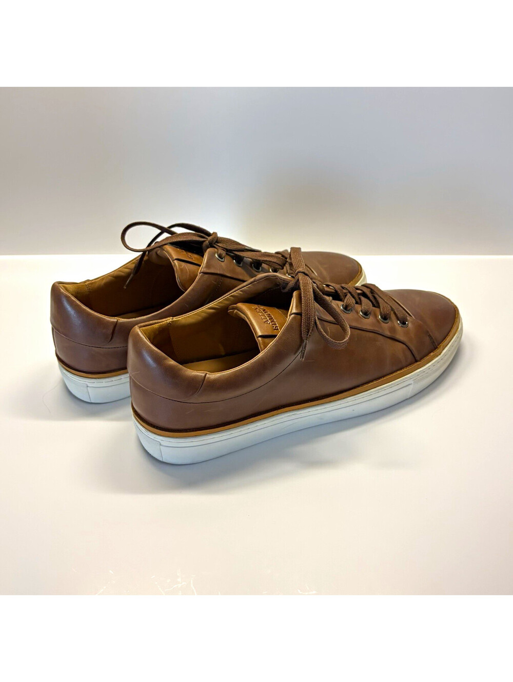 Allen Edmonds Flynn Mens 13 D Cognac Brown Leather Sneakers Low Top Lace Up